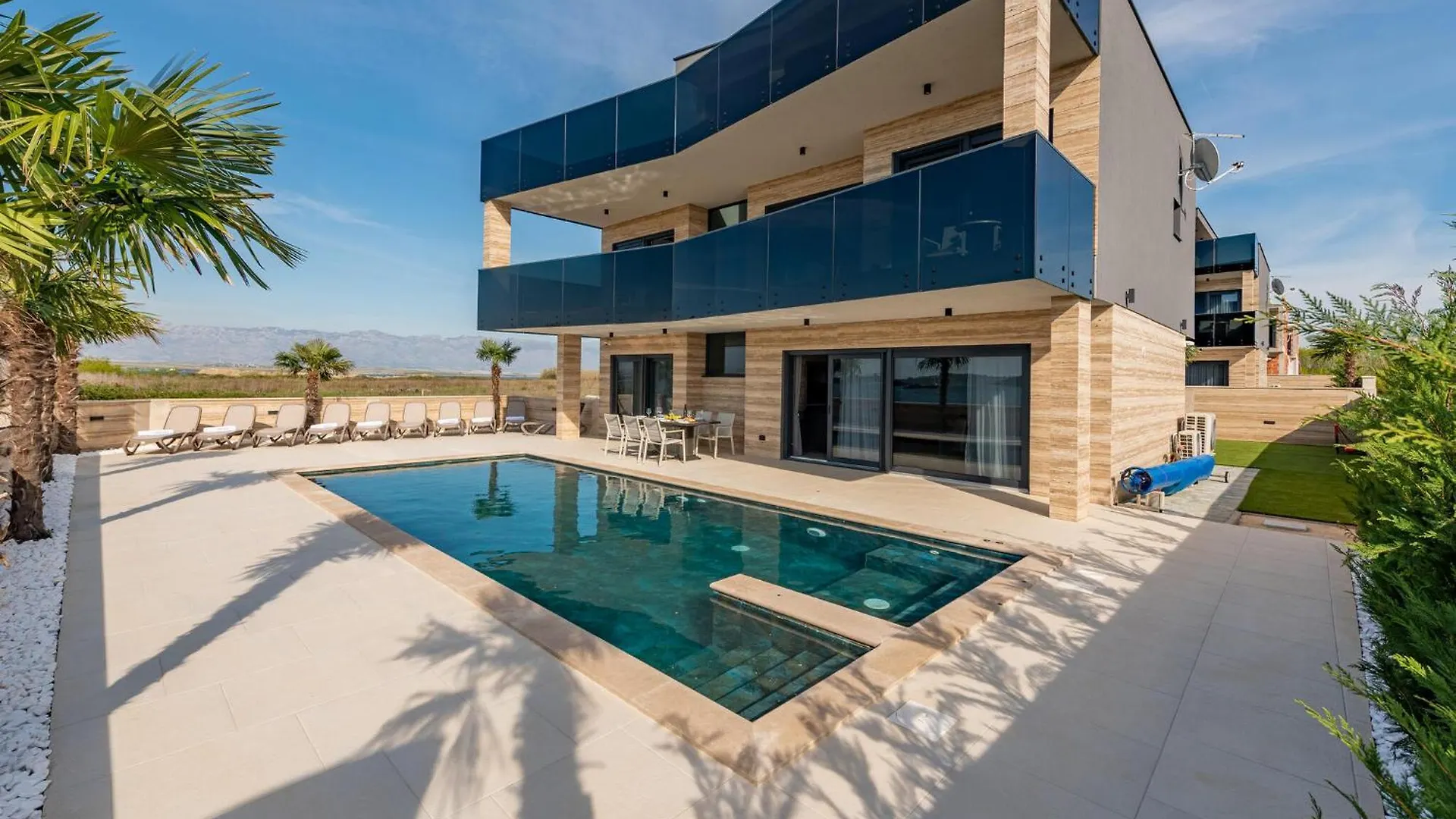 Awesome Home In Privlaka With Kitchen
